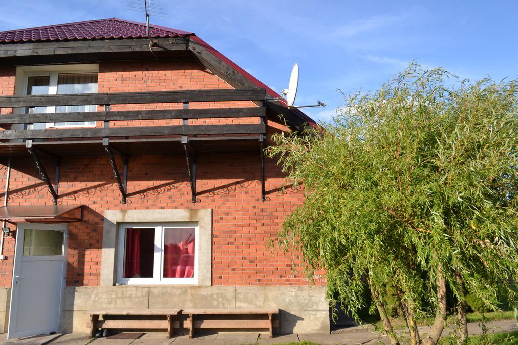 Motelis Aka Karsava Exterior photo